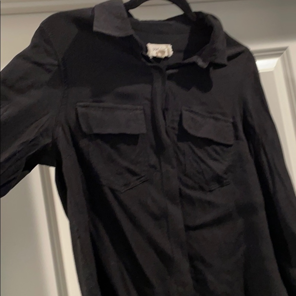 Button Down Top - Picture 2 of 3